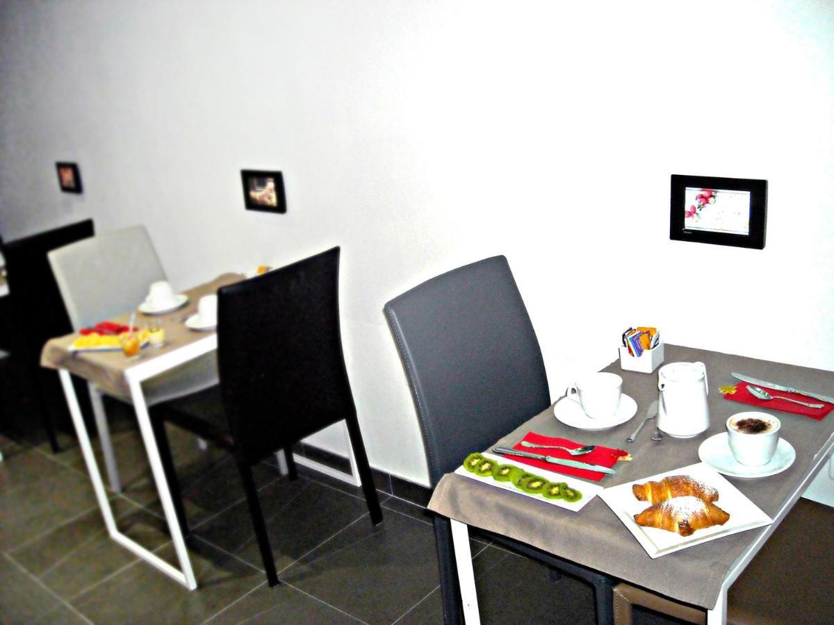 Hotel Santa Brigida Naples Luaran gambar